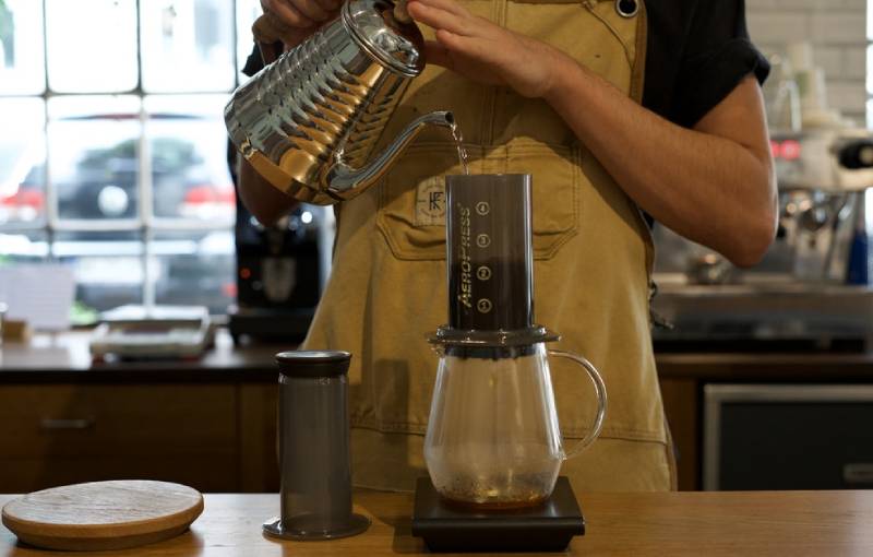 قهوه‌ساز ایروپرس (Aeropress)+قهوه سیراف