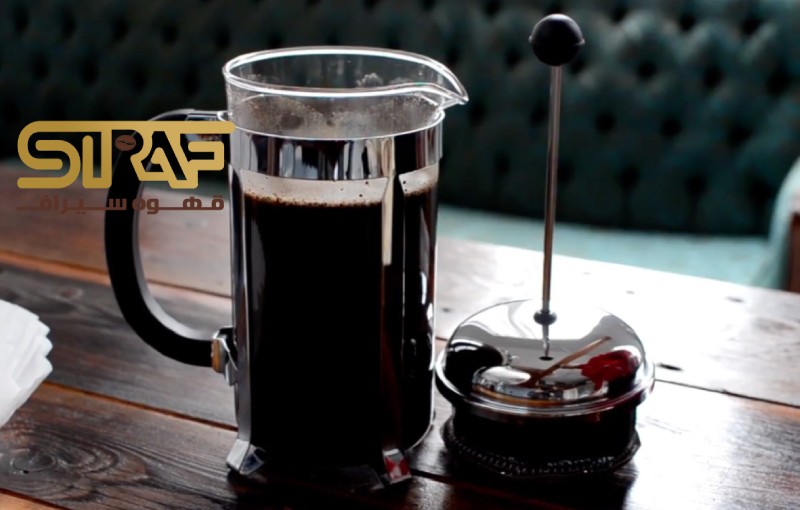 آیا می‌توان با فرنچ پرس cold brew coffee (قهوه دم سرد) درست کنم؟ + قهوه سیراف