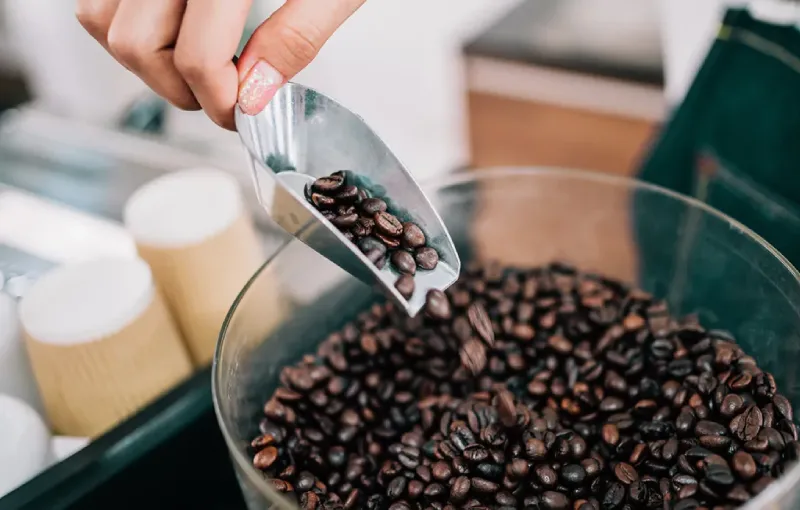 تاثیر رست قهوه بر میزان کافئین قهوه