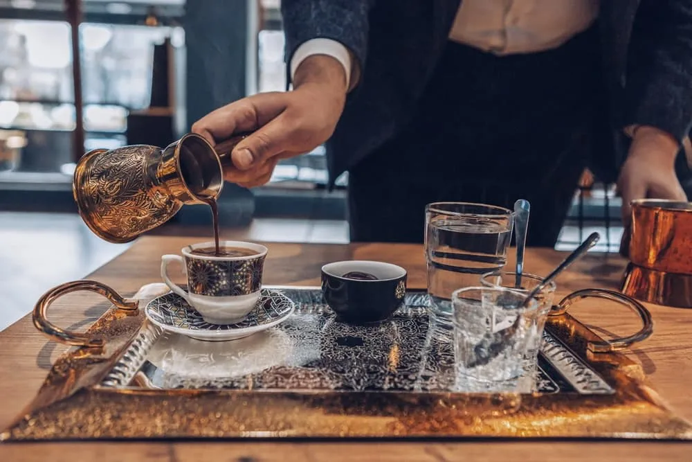 سرو قهوه در عربستان